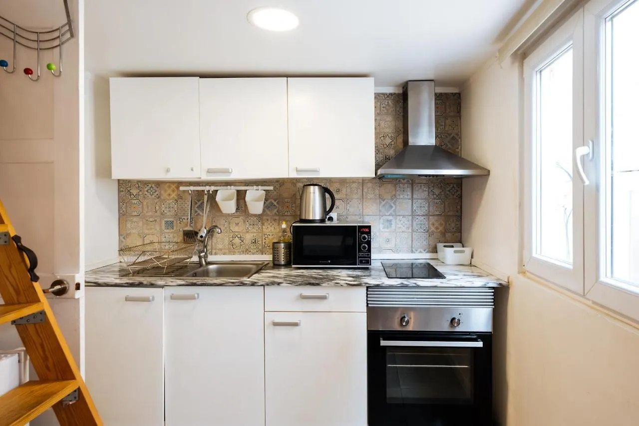 Great Graca Studio Apartment Lisbon