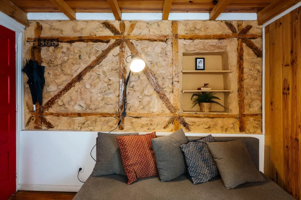Great Graca Studio Apartment Lisbon